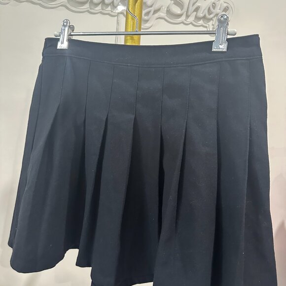 Skirt HOLLISTER Size M Hight Rise - Black - Picture 4 of 6